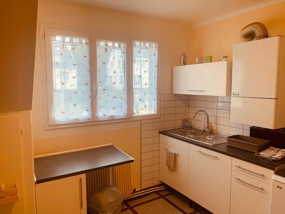 Grand Appartement Au Calme 2 Chambres แก็งแปร์ ภายนอก รูปภาพ